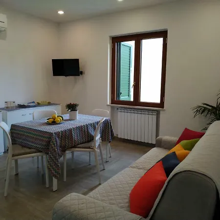 Madar Apartmán *